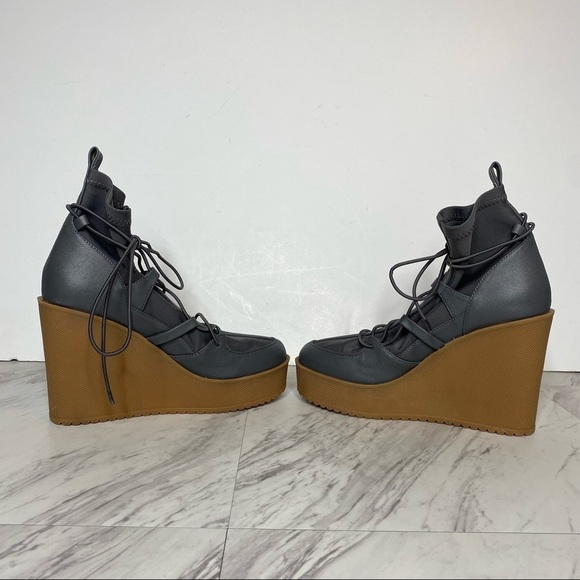 Steve Madden Atomic Wedge Boot - Picture 4 of 11